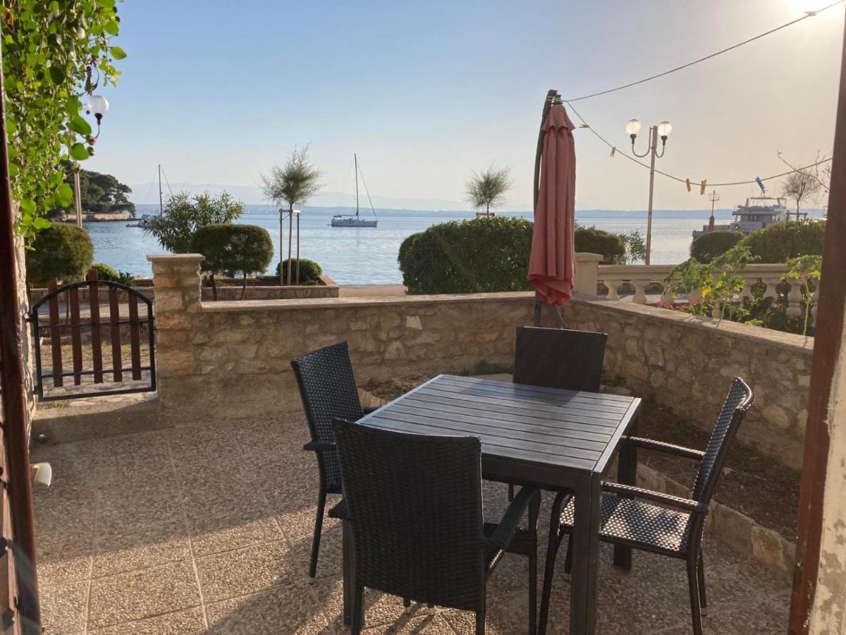 Apartment Sea View Preko Rum bild